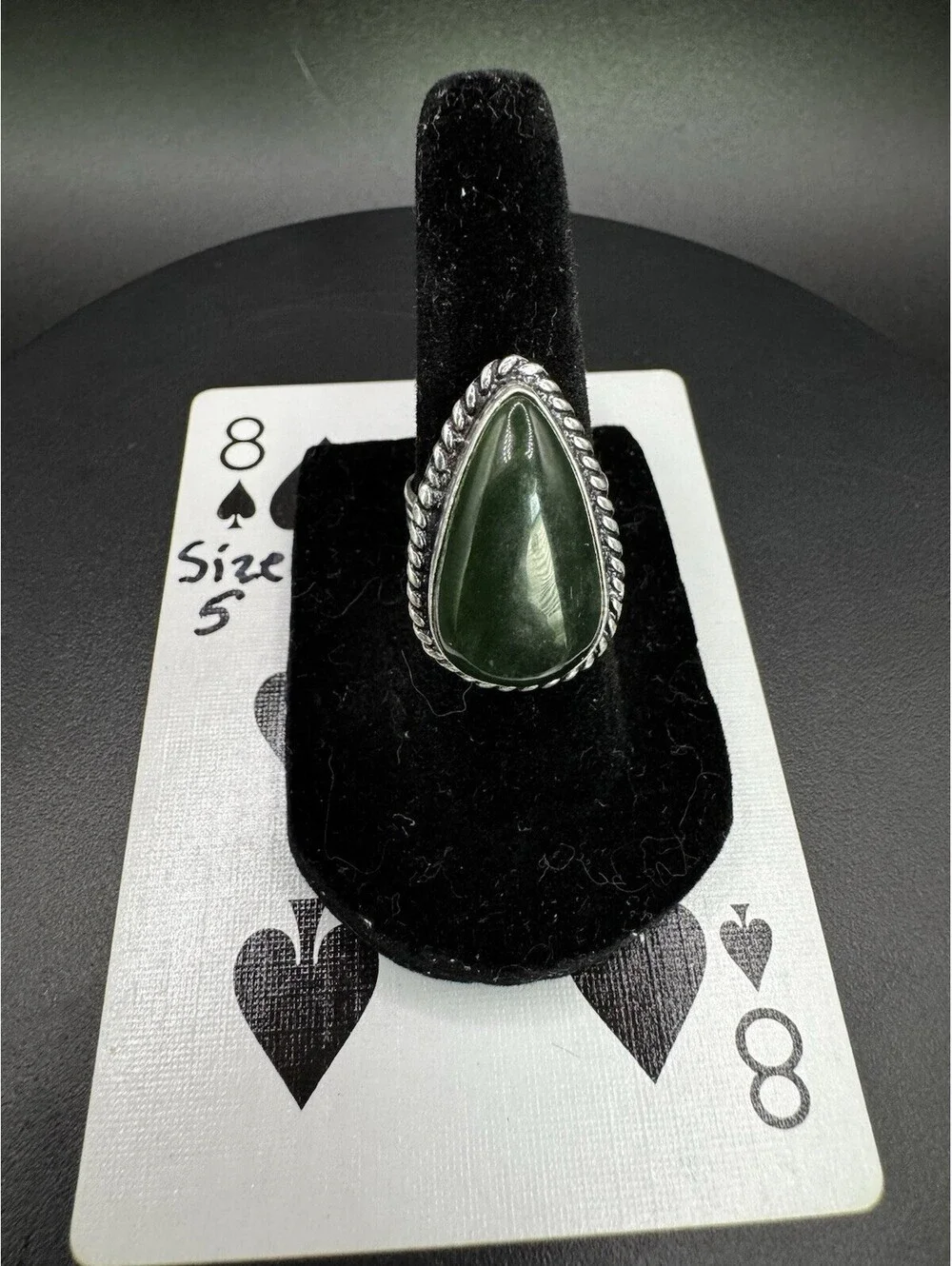 Vintage Style Teardrop Green Stone Ring Silver Tone Rope Border Boho Size 5
